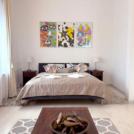 Elegant 125M2 Apartment In Center Of بودابست المظهر الخارجي الصورة