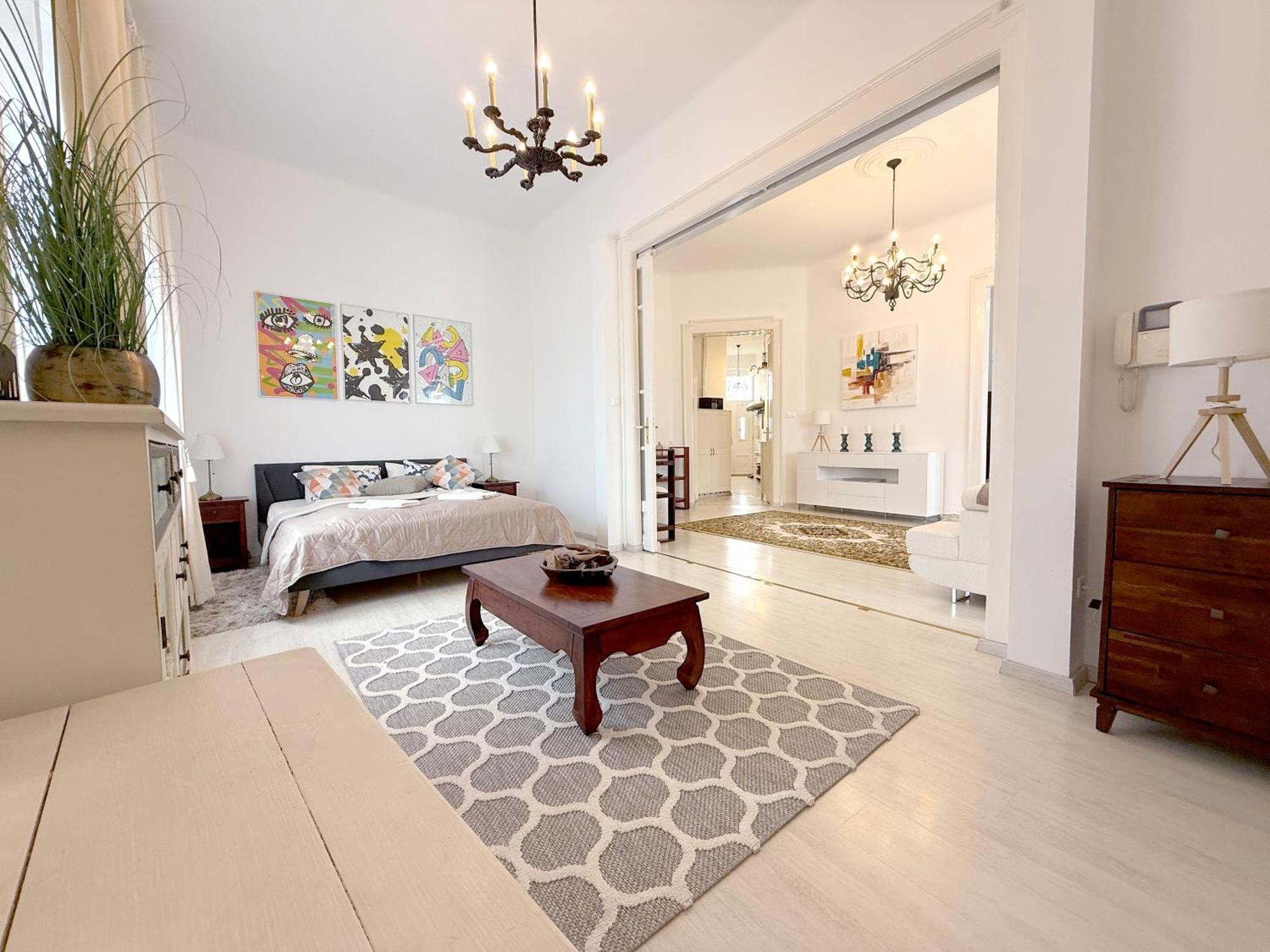 Elegant 125M2 Apartment In Center Of بودابست المظهر الخارجي الصورة