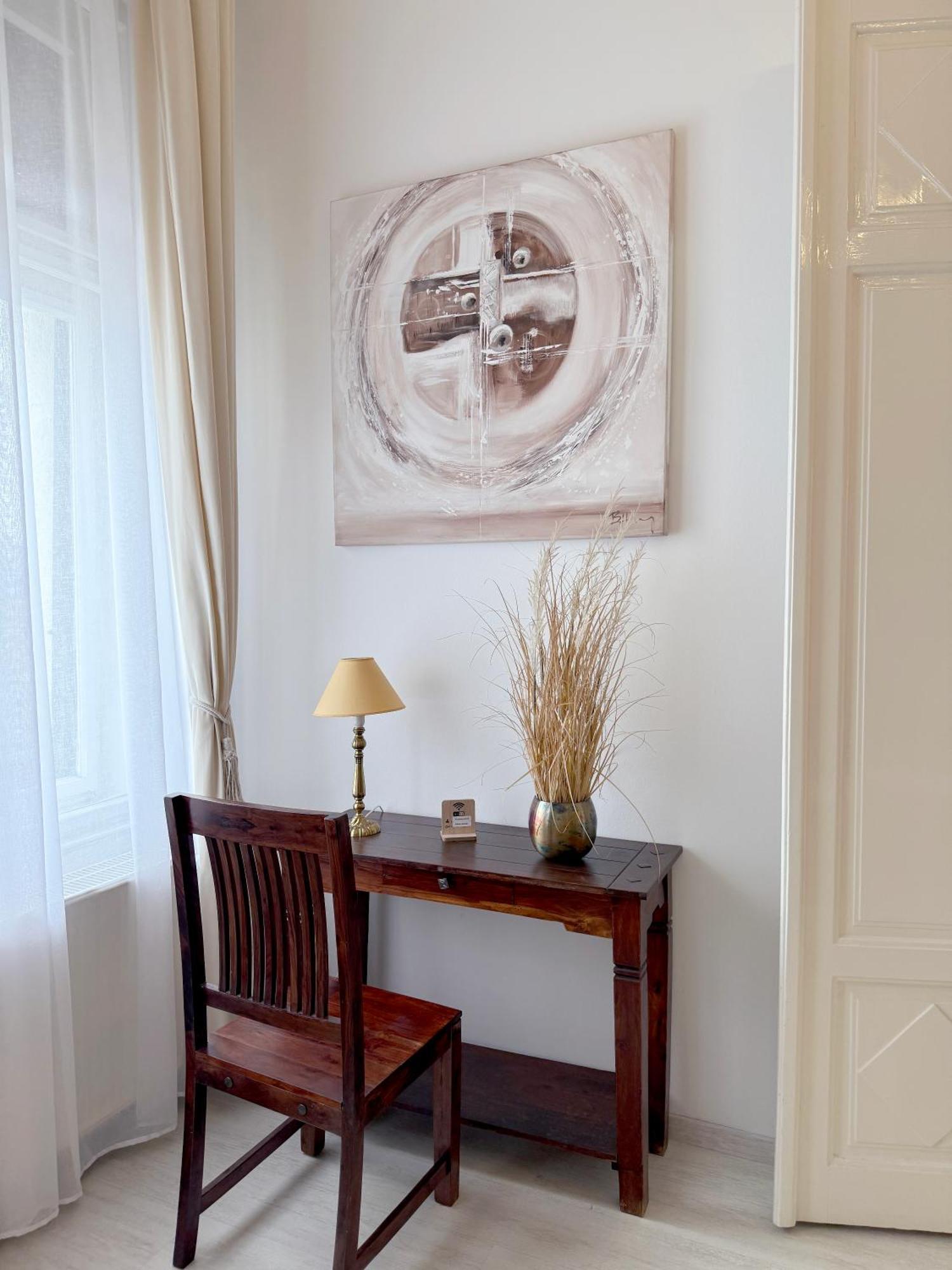Elegant 125M2 Apartment In Center Of بودابست المظهر الخارجي الصورة