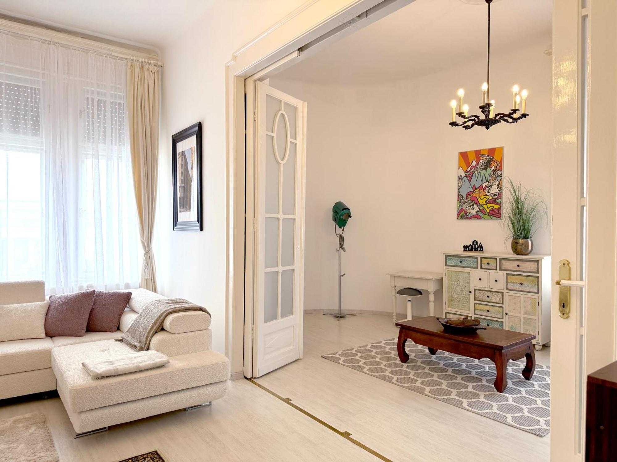 Elegant 125M2 Apartment In Center Of بودابست المظهر الخارجي الصورة