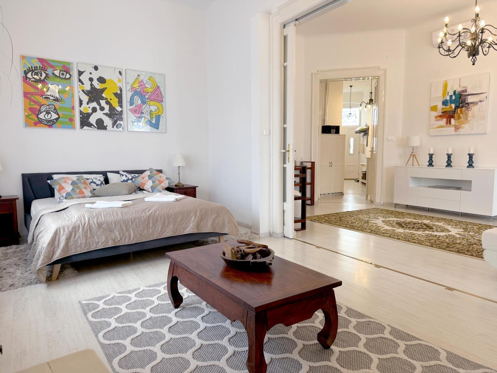 Elegant 125M2 Apartment In Center Of بودابست المظهر الخارجي الصورة