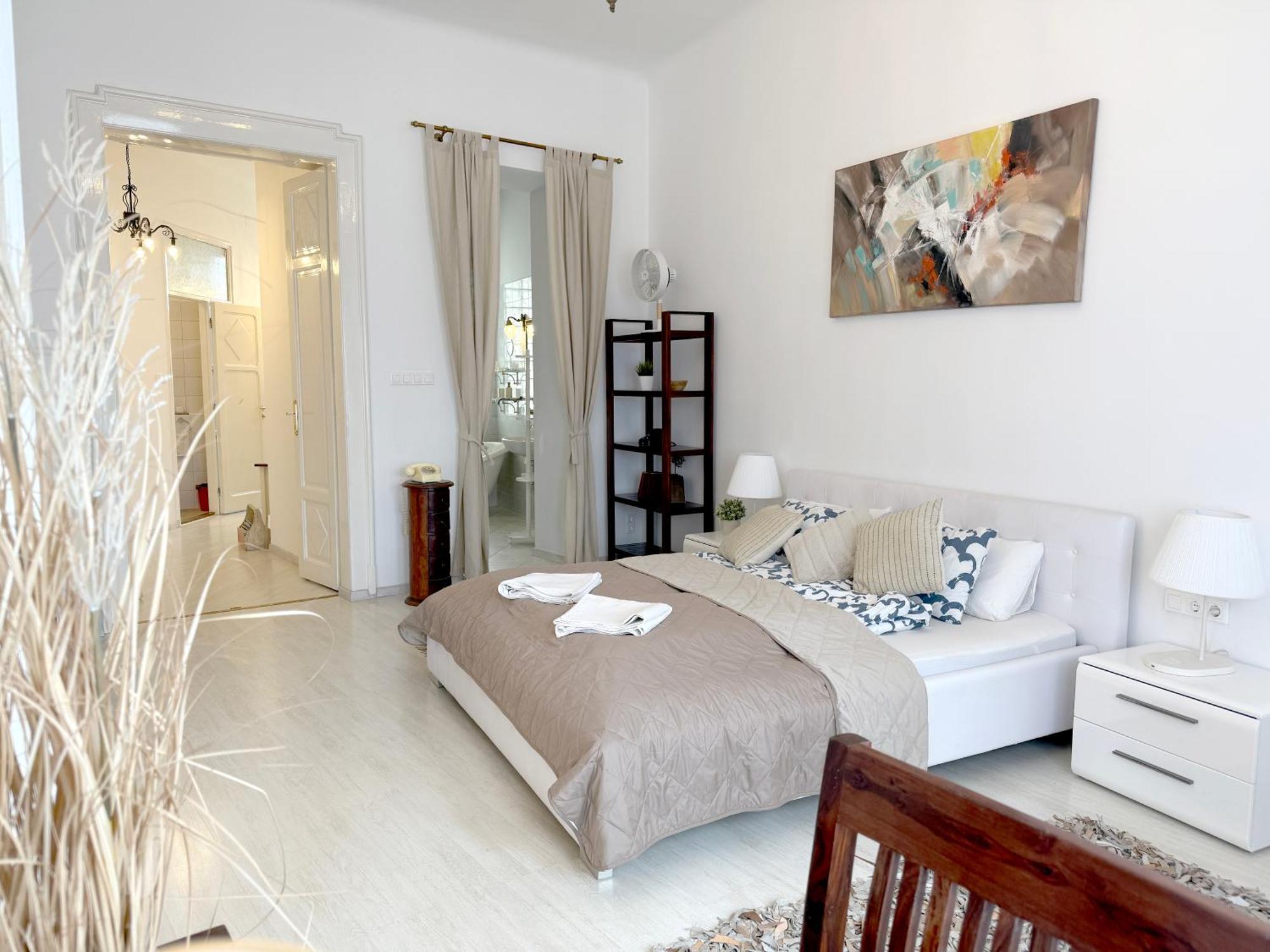 Elegant 125M2 Apartment In Center Of بودابست المظهر الخارجي الصورة