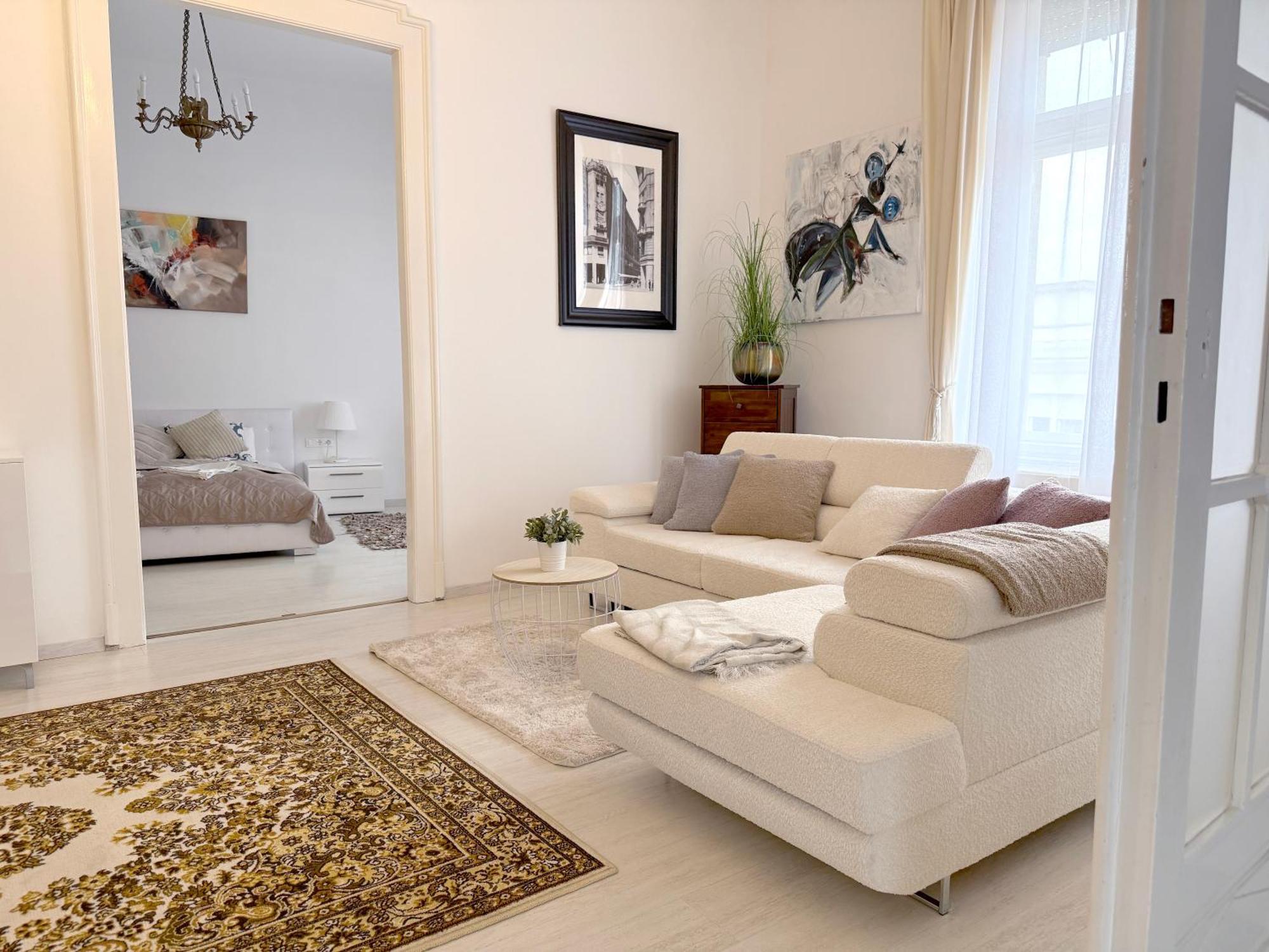 Elegant 125M2 Apartment In Center Of بودابست المظهر الخارجي الصورة